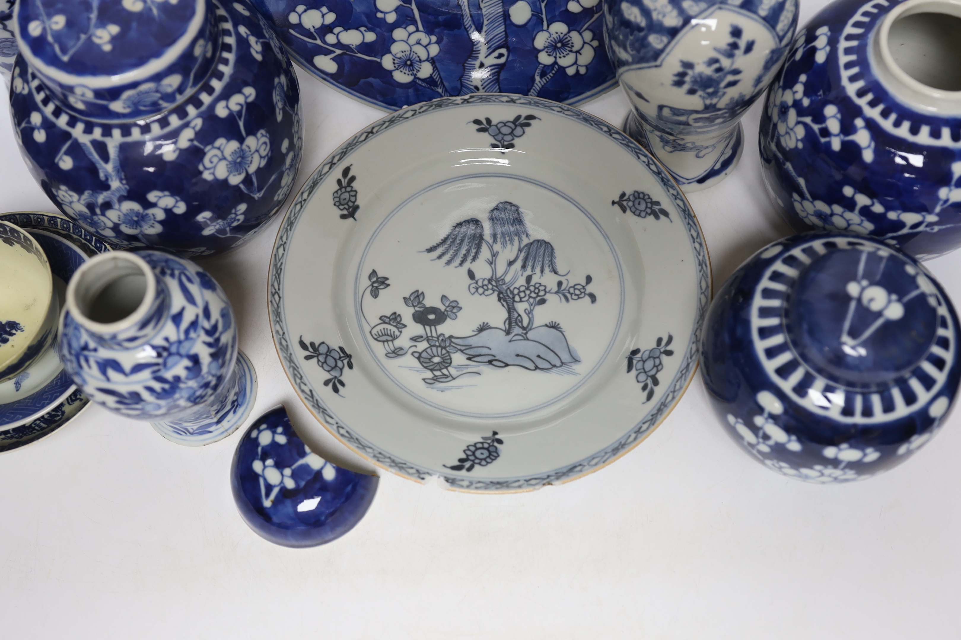 An 18th century Chinese export blue and white dish together with other various Chinese blue and white ceramics and a Worcester teabowl and saucer (13)